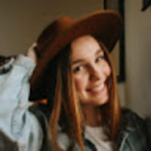 Meet your Posher, Dani